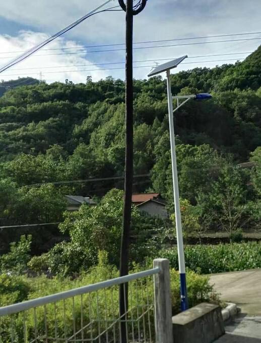 華可農村led太陽(yáng)能路燈