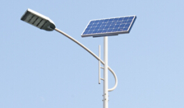 新聞：太陽(yáng)能路燈鋰電池使用壽命長(cháng)的秘決